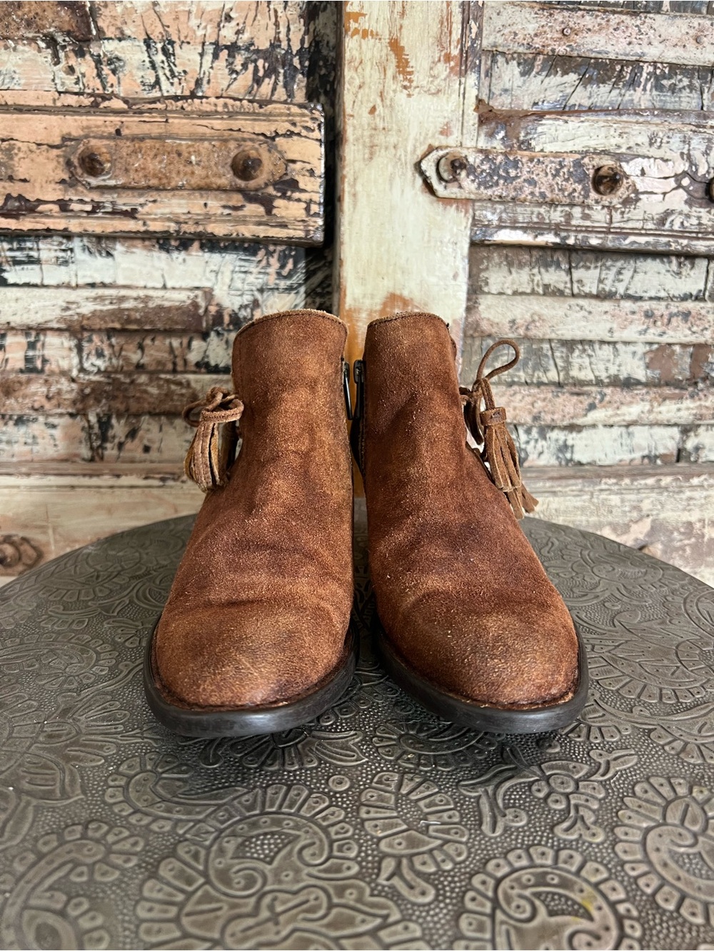 Born Monikah Brown Suede Tassel Cutout Ankle Boots, Booties 6M - Picture 2 of 11